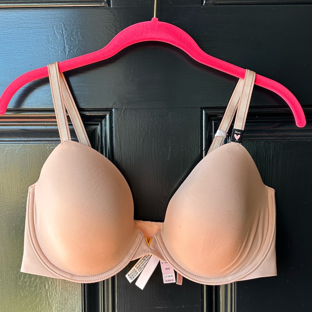 NWT Victoria’s Secret VS Freedom Cloud 36DD Bra Tan